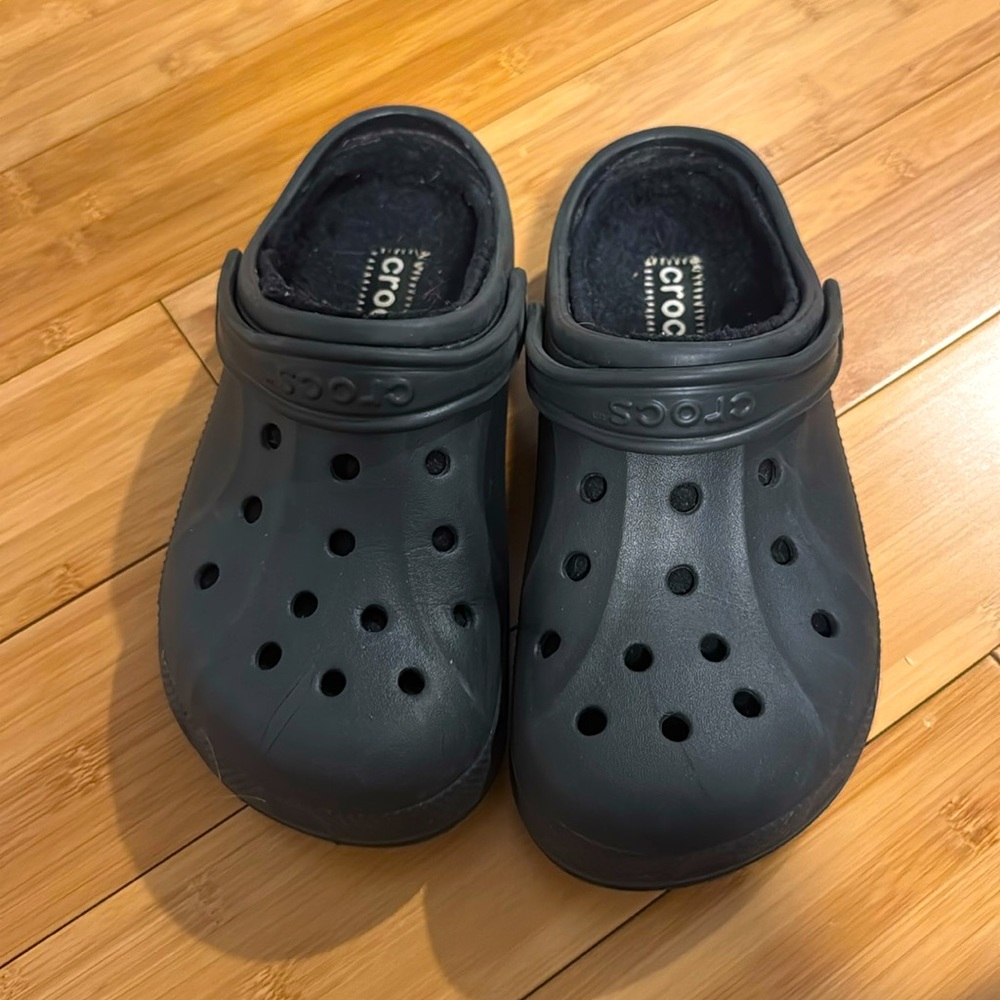 Fleece Lined Black Crocs